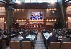 İBB Meclisi'nde toplu taşımaya zam maddesi komisyonlara sevk edildi