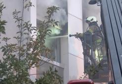 Ataşehir'de yangından kurtarıldı; ölen kedisi için ağladı