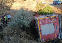 Elazığ’da yangına giden itfaiye aracı şarampole yuvarlandı: 2 yaralı