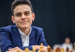 Ediz Gürel, dünya satranç şampiyonu Gukesh’i mağlup etti