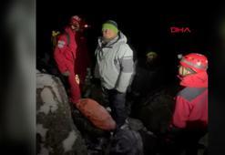 Kaçkar Dağı'na tırmanırken mahsur kalan Polonyalı 2 dağcı, 12 saate kurtarıldı