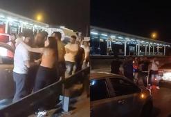 Trafikteki 'yol verme' kavgası kamerada; 2 gözaltı