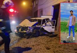 Otomobil, römorka çarptı; 1 ölü, 1 yaralı