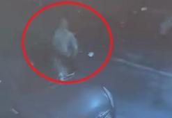 Otomobilin camını kırıp kaçan şüpheli aranıyor