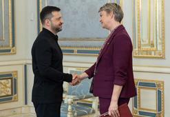 Ukrayna Devlet Başkanı Zelenskiy, İngiltere Dışişleri Bakanı Cooper ile görüştü
