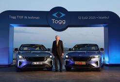 Cumhurbaşkanı Erdoğan'a TOGG'un yeni modeli T10F teslim edildi