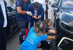 Bakan konvoyundaki araca giren yavru kediyi 112 ekipleri kurtardı