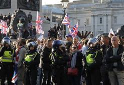 Londra'da göçmen karşıtı protesto: 26 polis yaralandı, 25 kişi gözaltında