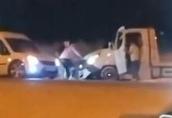 Adana'da sürücülerin kavgası kamerada