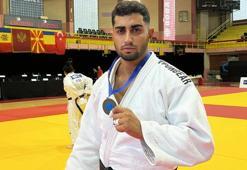 Yunusemreli Enes'ten bronz madalya