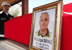 Aort damarı yırtılan trafik polisi, son yolculuğuna uğurlandı