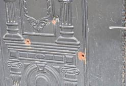 Kocaeli'de çocuğunun yanında babayı darbeden şüphelinin Kartal'daki iş yeri kurşunlandı