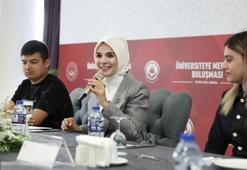 Bakan Göktaş, devlet korumasında yetişen üniversitelilerle buluştu