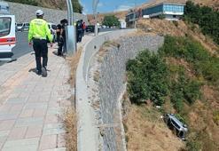Otomobil uçuruma yuvarlandı: 2 yaralı