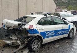 Kazaya müdahale eden polislerin aracına otomobil çarptı; 2'si polis 8 yaralı