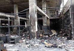 Trabzon'da yanan alışveriş merkezindeki hasar görüntülendi