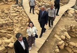 Bakan Ersoy: Göbeklitepe'de Neolitik Çağ'ın ritüellerine ışık tutacak insan heykeli bulundu