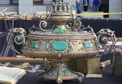 İstanbul'da yurt dışına çıkarılmak üzereyken ele geçirilen tarihi eserler sergilendi