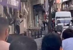 Gaziosmanpaşa'da eski eşinin evine bıçakla gelen şüpheli polis tarafından yakalandı