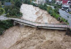 Rize'de etkili olan yağış, sel ve heyelana neden oldu