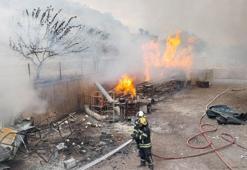 Kayseri'de mobilya fabrikasında yangın kontrol altında