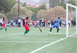 Kadın futbol maçında taraftar kavgası: 3 yaralı