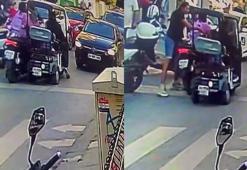 Kadıköy'de tokat attığı kadın bayıldı; çevredekilere bıçak çekti: 'Çocuğumu korkarak okula götürüyorum'