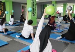 Vanlı kadınlar, spor yaparak hem kilo veriyor hem de sosyalleşiyor