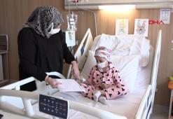 Lösemi tedavisi gören Zeynep, ilkokula hastanede başladı
