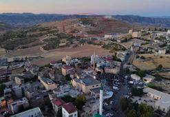 ‘Işık Hadisesi’ni izlemeye geldiği ilçede istinat duvarından düşüp öldü