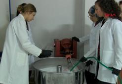 Fabrika gibi okul; temizlik malzemesi üretip yıllık 2 milyon lira elde ediyorlar