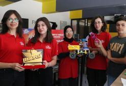 Engebeli arazide hedefleri toplayan robot projesiyle TEKNOFEST’te birinci oldular