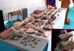 Tarlada bulunan çatı kiremidi, yıllar sonra uluslararası arkeolojik keşfin kapısını araladı