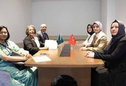 Bakan Göktaş, Bangladeş Kadın ve Çocuk İşleri ve Sosyal Refah Danışmanı Murshid ile görüştü