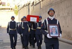 Siirt’te görevli karakol komutanı astsubay, kalp yetmezliğinden hayatını kaybetti