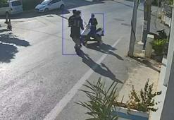 Bodrum'da skuter ile motosikletin çarpıştığı kaza kamerada; 3 yaralı