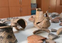 Smyrna Höyüğü'nde 5 bin yıl önceki ticari ilişkiyi gösteren seramikler bulundu