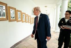Trump, Beyaz Saray'a Biden'ın fotoğrafı yerine otomatik kalem koydu