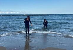 Sahilde çocuk ayakkabıları bulundu, ekipler denizde arama başlattı