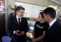 Bakan Yumaklı, Şile'de 'Karekod Uygulaması' denetimine katıldı