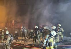 Kağıthane'de matbaa deposunda yangın