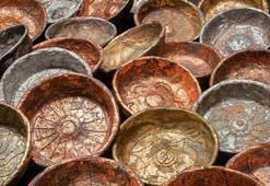 İEÜ'lü iki akademisyenin Türk hamam tasları koleksiyonu Çin yolcusu