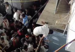 Hindistan'da miting alanında izdiham: 39 ölü, 58 yaralı