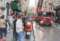 Beyoğlu’nda 6 katlı otelde çıkan yangın paniğe neden oldu