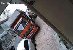 Esenyurt'ta rampadan kayan kamyon 3 araca çarptı; kaza kamerada