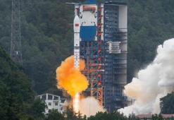 Çin uzaya iki yeni uydu fırlattı
