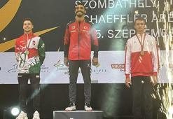 İzmirli cimnastikçiler Dünya Şampiyonası öncesi formda