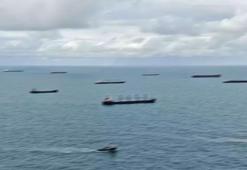 İstanbul Boğazı'nda gemi trafiği açıldı