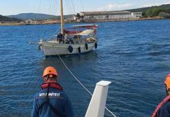 Çanakkale Boğazı'nda sürüklenen tekne kurtarıldı