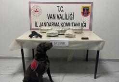 'Tütün', araçta 4 kilo skunk buldu